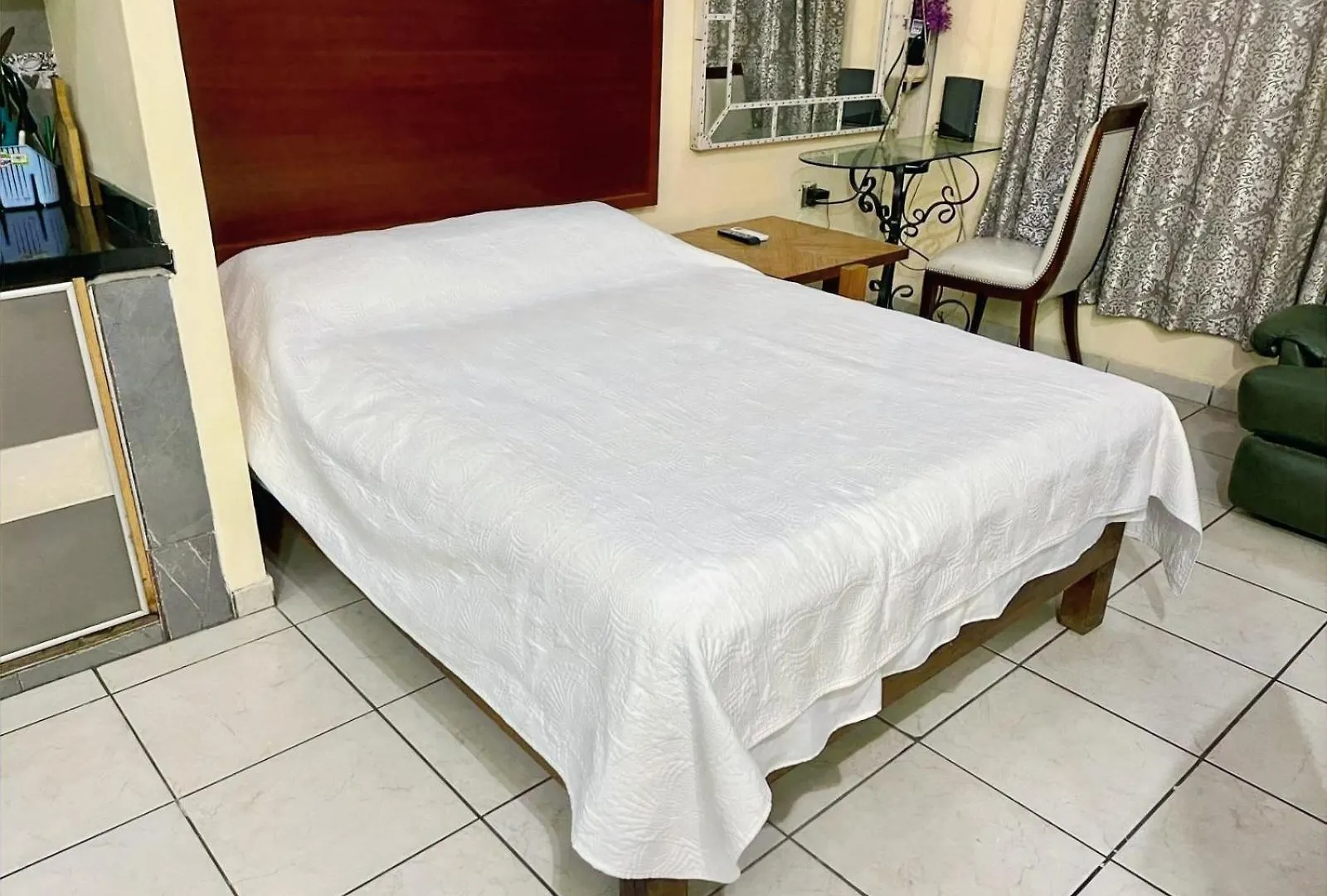 Departamento Obelisco, Cerca De Bugambilias Lägenhet Guadalajara Mexiko